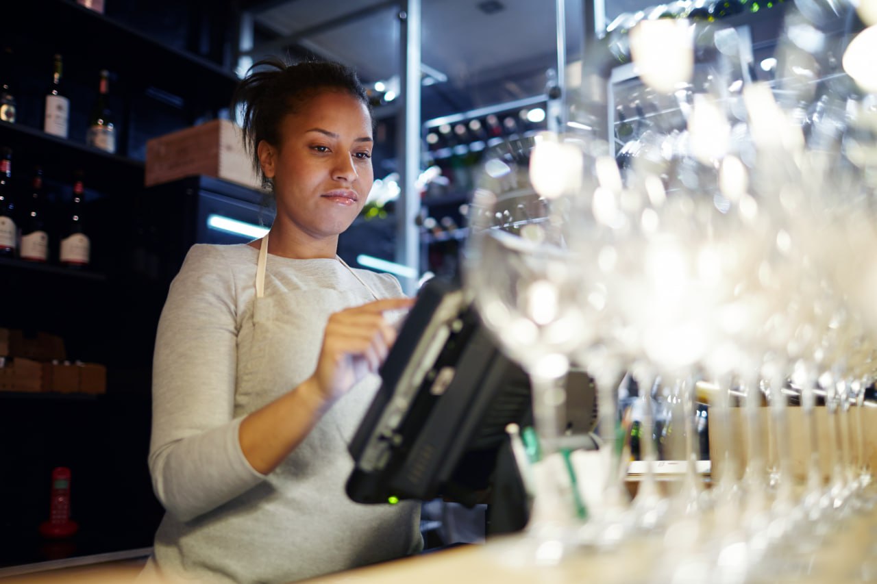5 Best Restaurant POS Systems For Every F&B Business restaurant pos systems