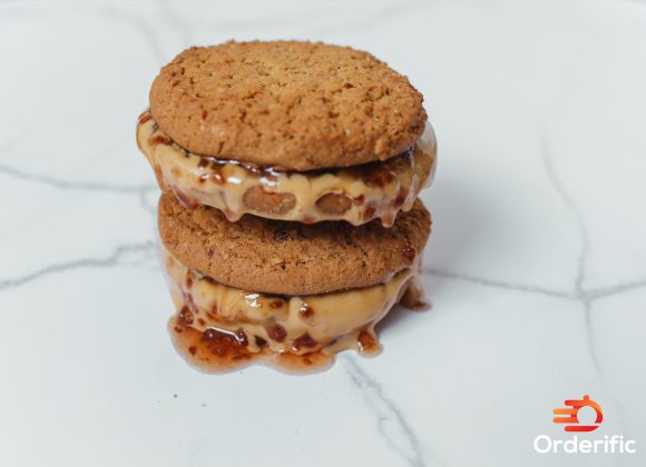 caramel macarons