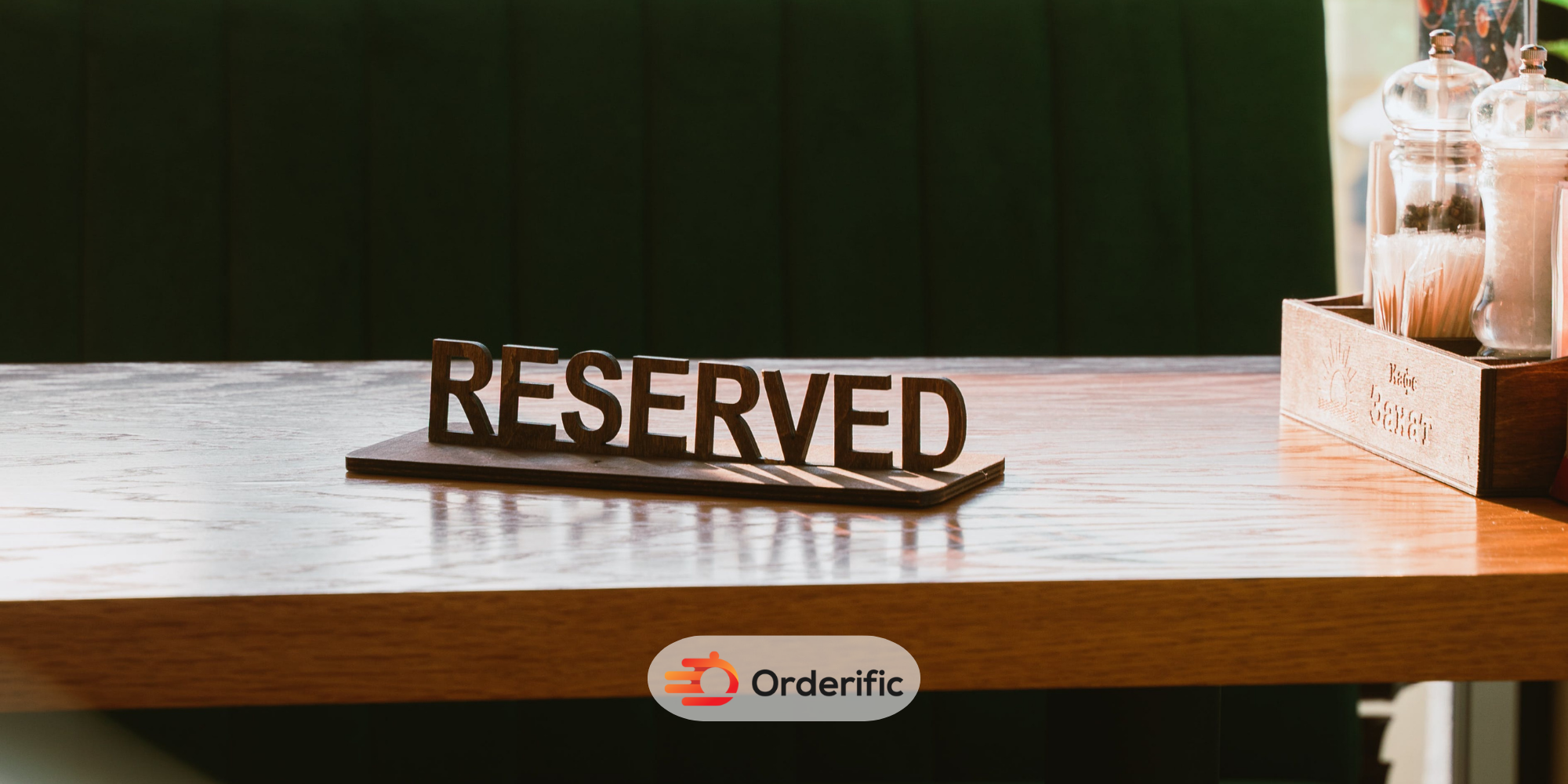 How to Use a Waitlist Management System for Your Restaurant Waitlist Management System cover